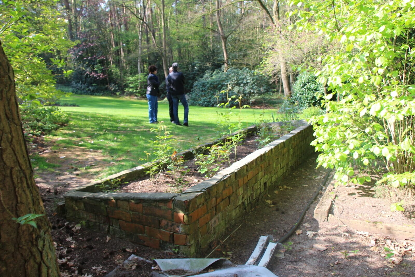Home 5 tuin met bloembak